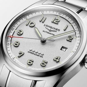 L3.810.4.73.6 Longines Spirit silver grey dial in steel bracelet dial close up 3
