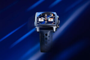 TAG Heuer Monaco Gulf Special Edition_CBL2115.FC6494_Front
