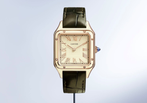 The 2022 Cartier Santos-Dumont is very much a chic design. Photo: Cartier
