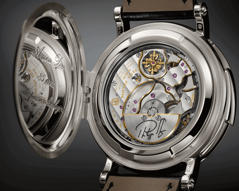 The self-winding Caliber R AL 27 PS is a unique minute repeater in watchmaking with four patents for the integration of the alarm and minute repeater functions.