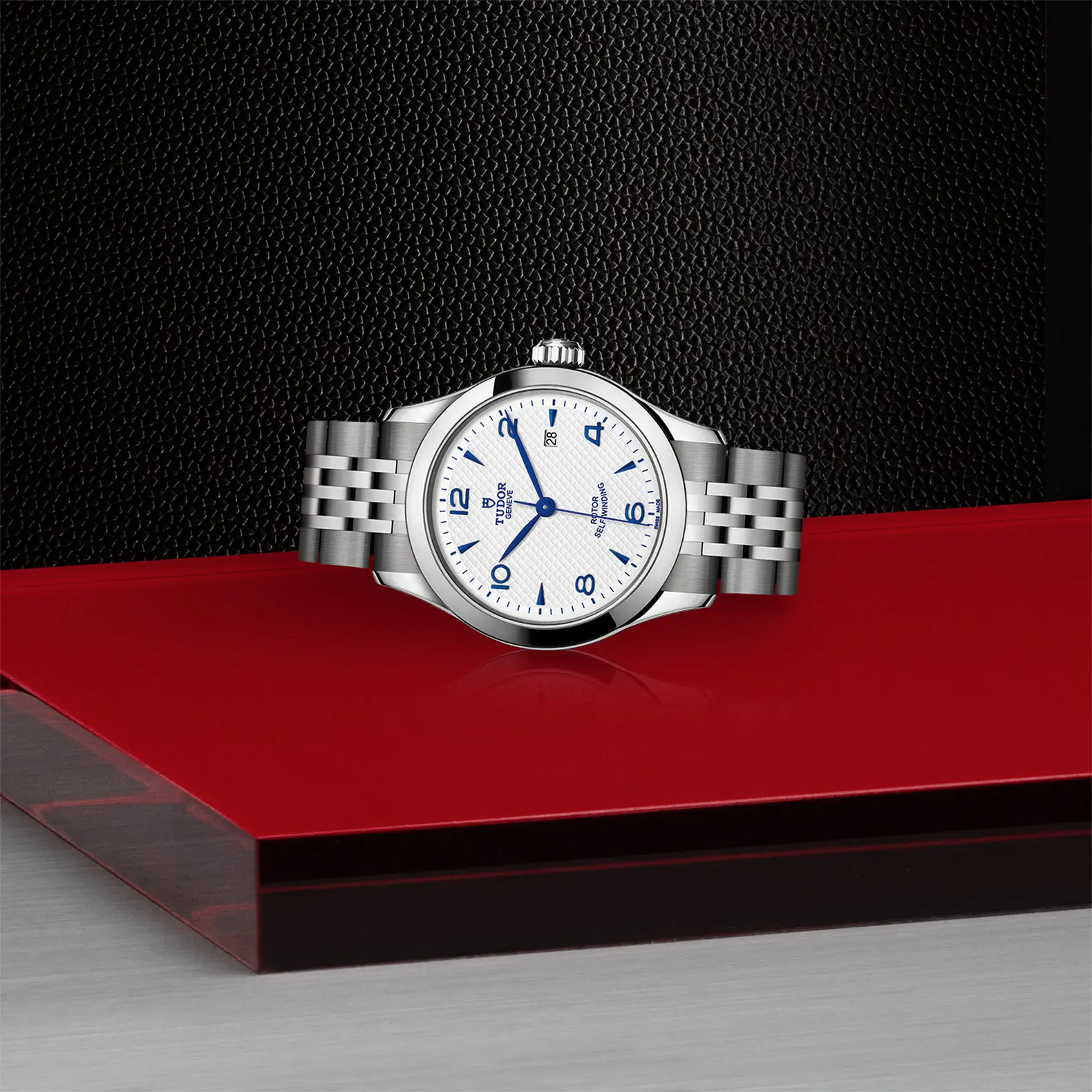 TUDOR1926192628mm steel case with polished finish - M91350-0005 at Cortina Watch Malaysia