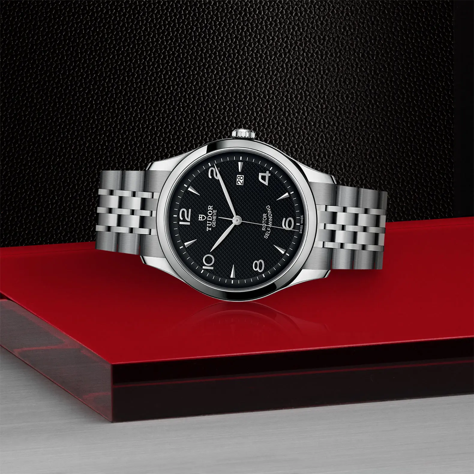 TUDOR19261926系列磨光钢表壳，直径41毫米 - M91650-0002 at Cortina Watch Malaysia