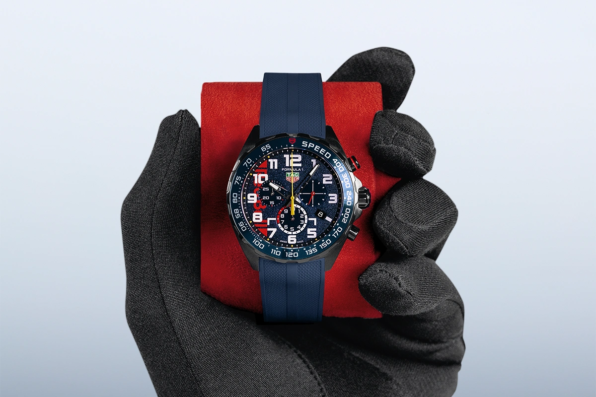 TAG Heuer’s Limited Edition Watch Celebrates 20 Years of Red Bull Culture in Racing - 