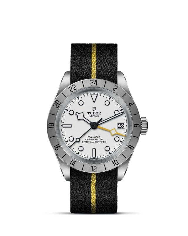 TUDORBlack Bay ProBlack Bay Pro39mm steel case with polished and satin finish - M79470-0005 at Cortina Watch Malaysia