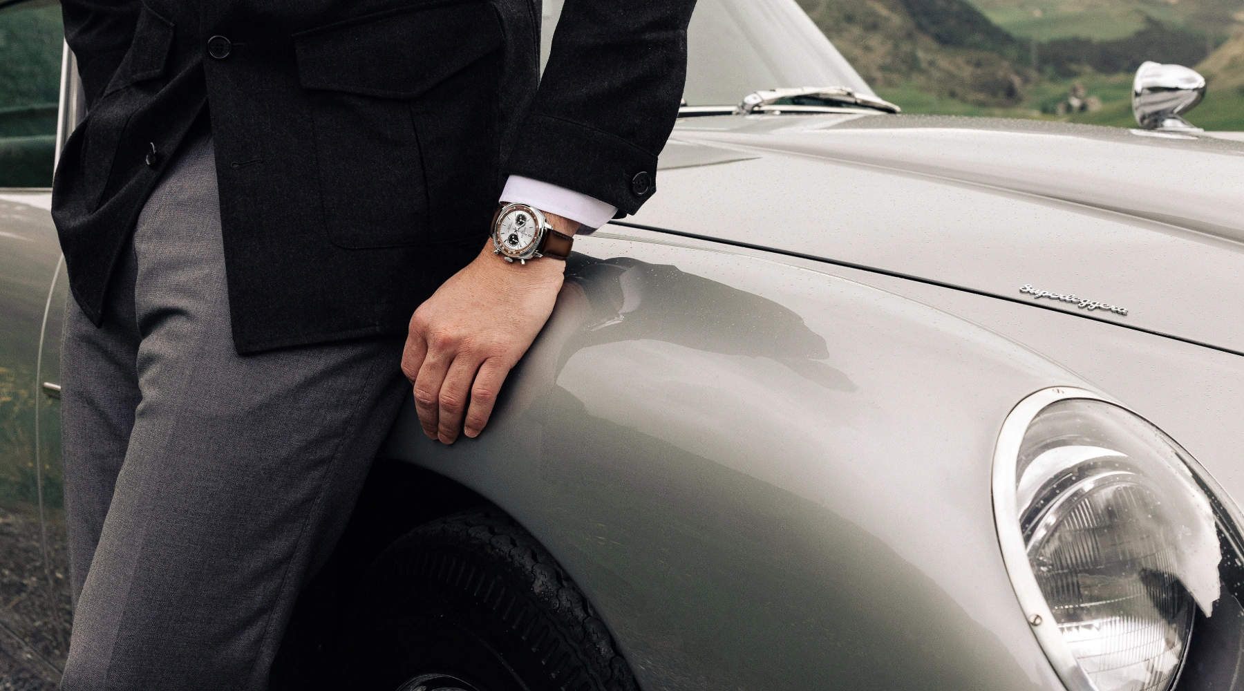 Time and speed, reunited Breitling and Aston Martin present Top Time Tribute to iconic DB5 - Cortina Watch Malaysia