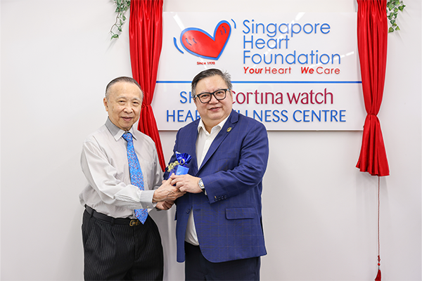 Raymond Lim Of Cortina Watch With Dr Low Lip Ping Chairman Emeitus Of Singapore Heart Foundation