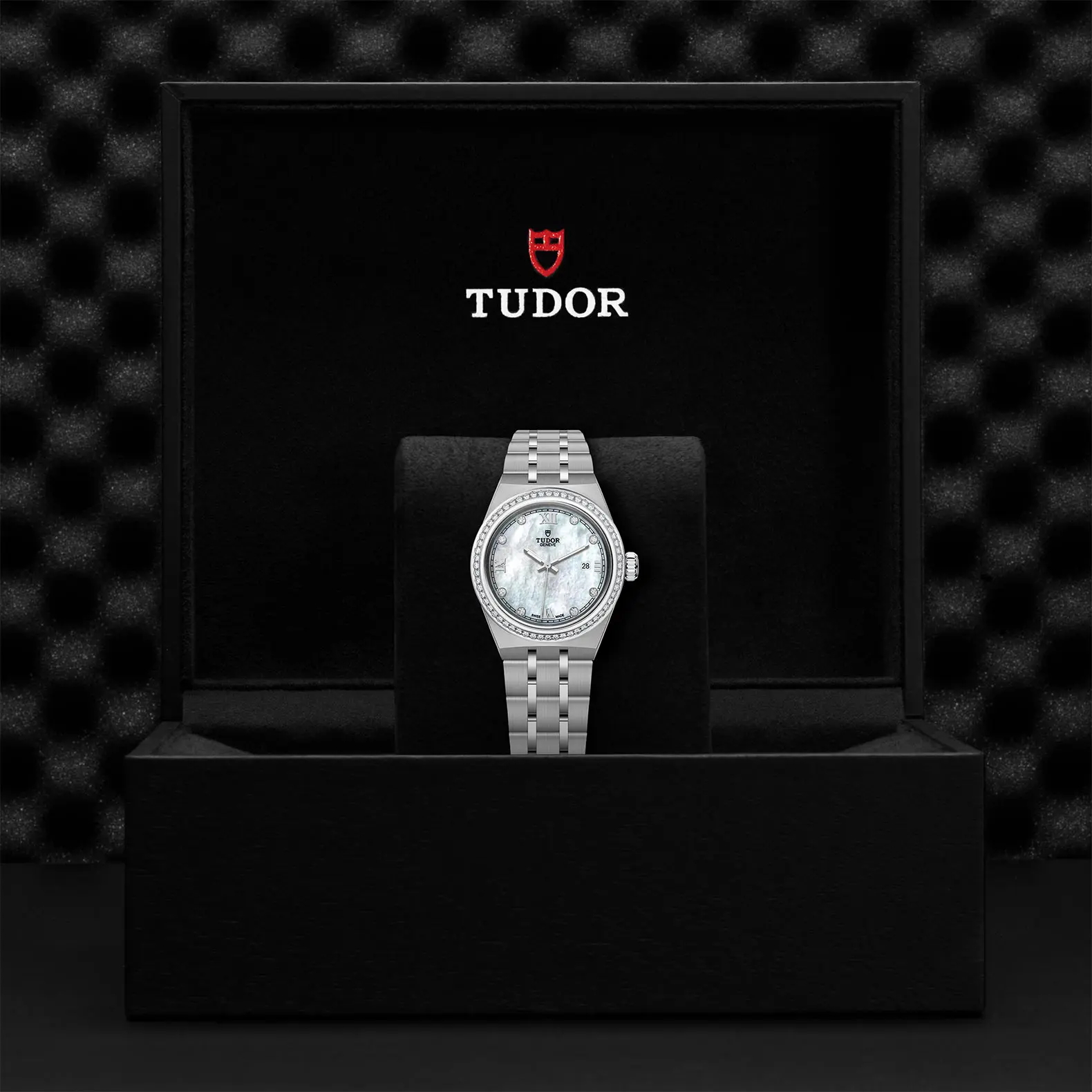 TUDORTUDOR RoyalTUDOR Royal28mm steel case with polished and satin finish - M28320-0001 at Cortina Watch Thailand