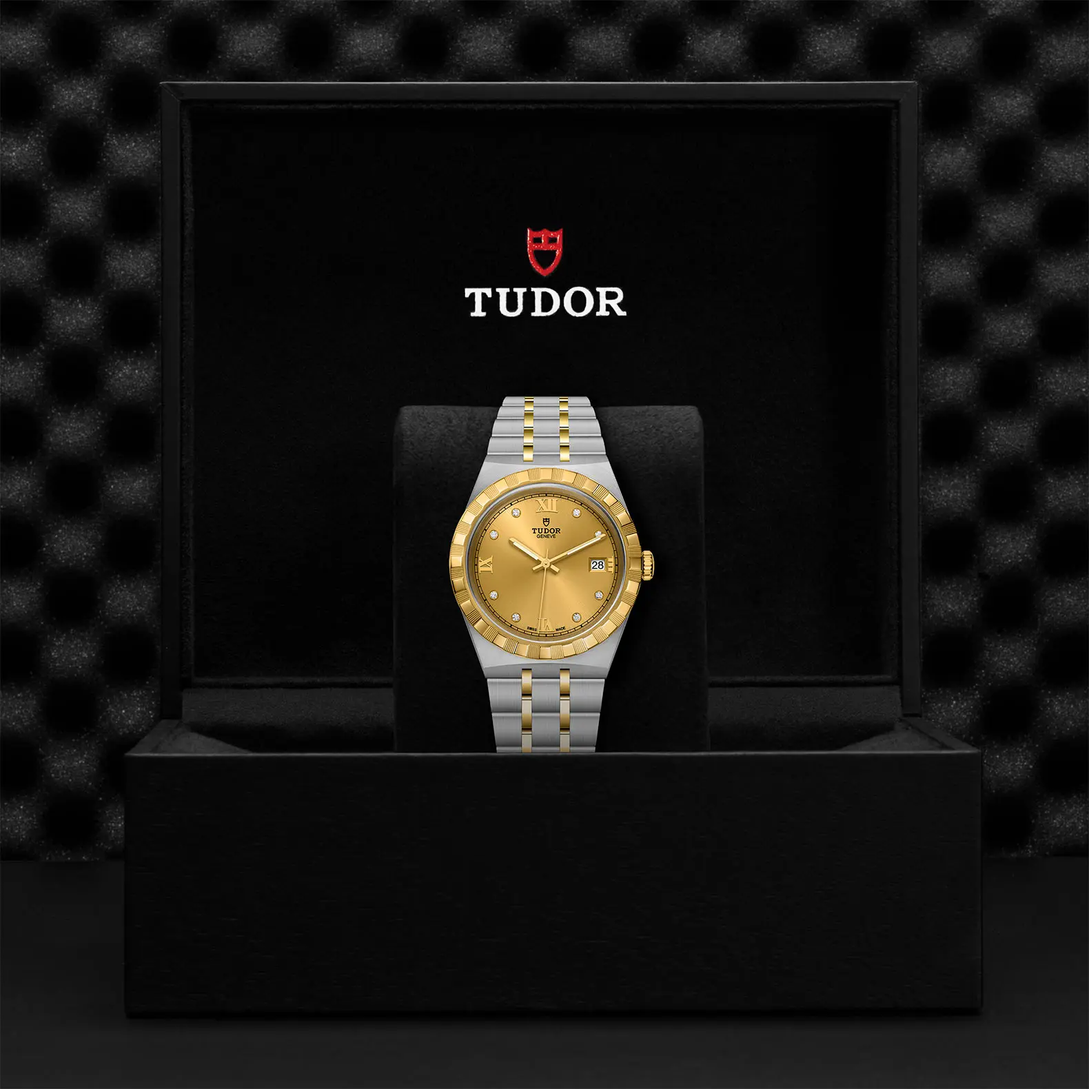 TUDORTUDOR RoyalTUDOR Royal38mm steel case with polished and satin finish - M28503-0005 at Cortina Watch Thailand