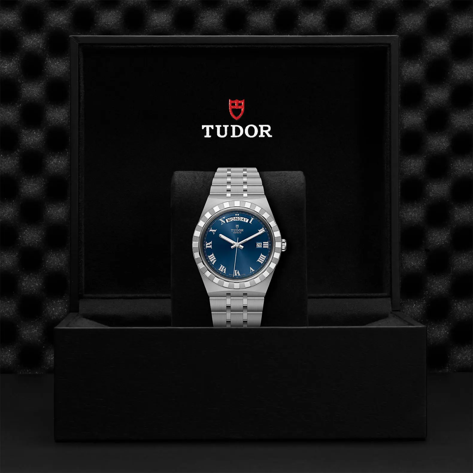 TUDORTUDOR RoyalTUDOR Royal41mm steel case with polished and satin finish - M28600-0005 at Cortina Watch Thailand