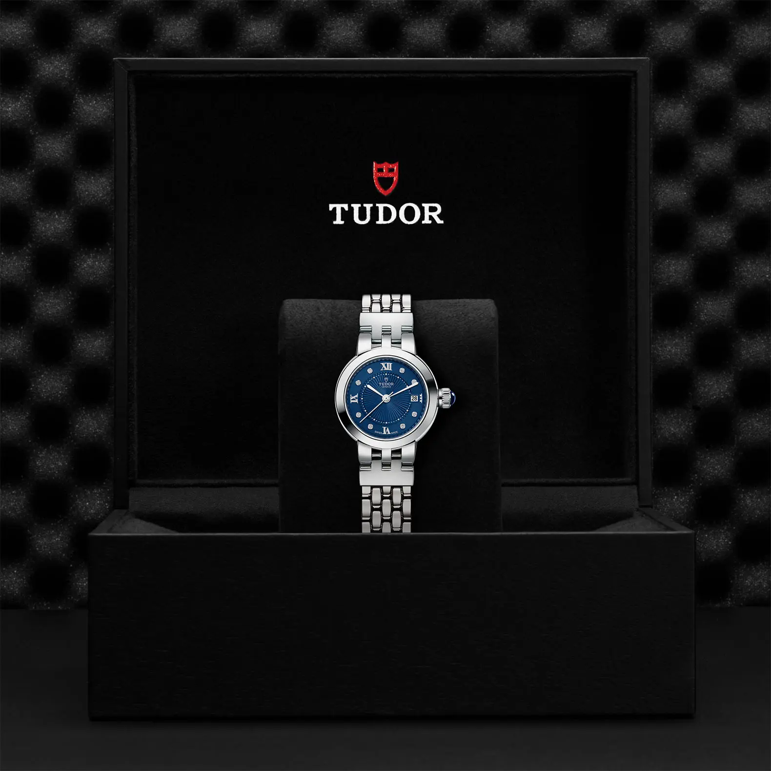 TUDORClair de RoseClair de Rose26mm steel case with polished finish - M35200-0010 at Cortina Watch Thailand