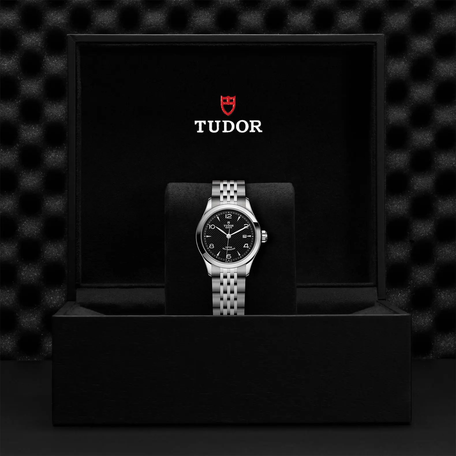 TUDOR1926192628mm steel case with polished finish - M91350-0002 at Cortina Watch Thailand