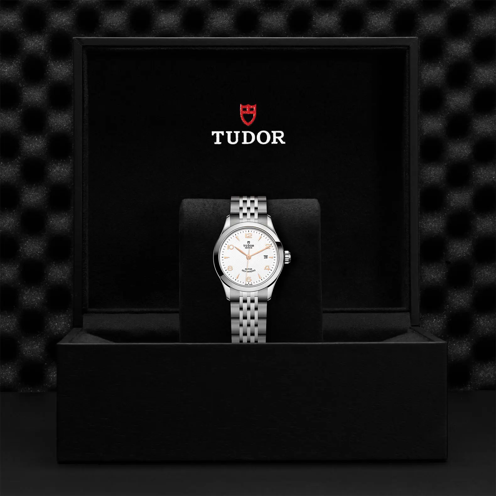 TUDOR1926192628mm steel case with polished finish - M91350-0011 at Cortina Watch Thailand