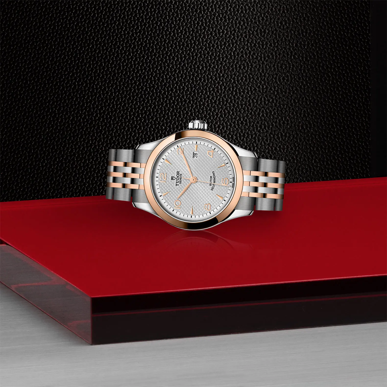 TUDOR1926192628mm steel case with polished finish - M91351-0001 at Cortina Watch Thailand