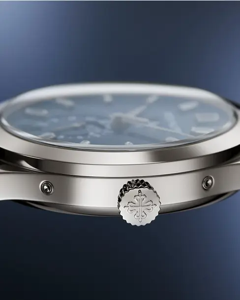 Annual Calendar. Moon Phases. - Cortina Watch Thailand