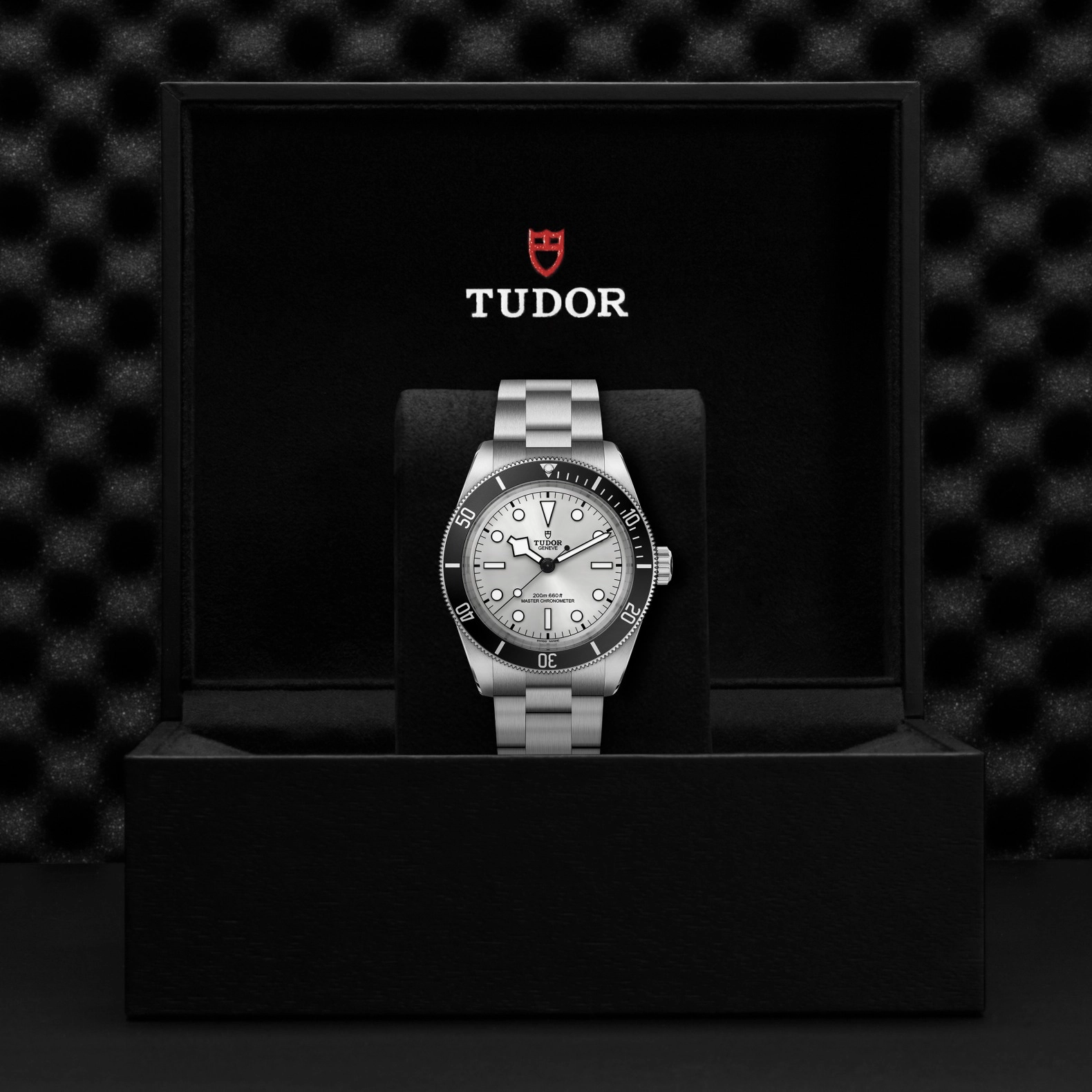 TUDORBlack Bay 68Black Bay 6843mm stainless steel case with polished and satin finishes - M7943A1A0NU-0002 at Cortina Watch Thailand