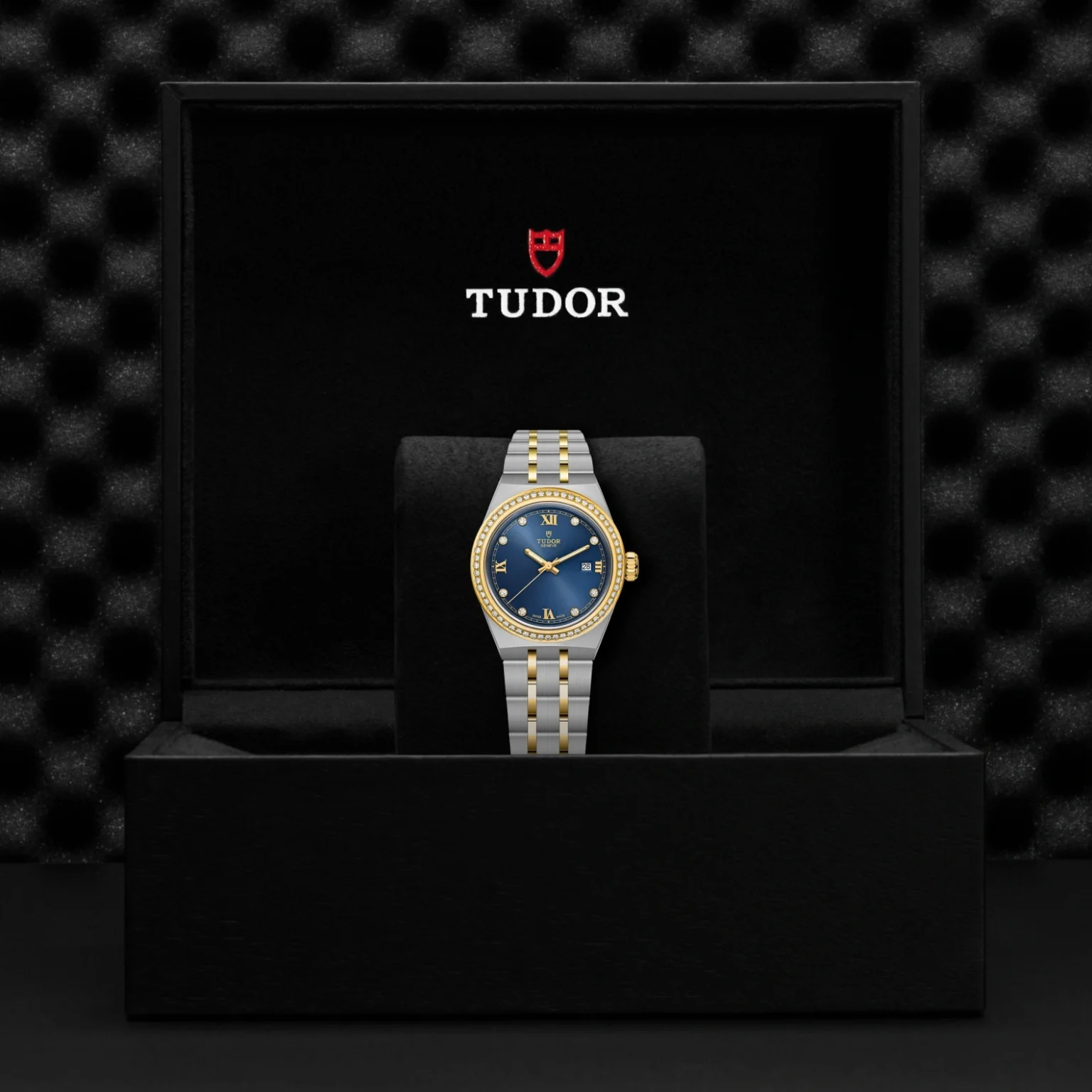 TUDORTUDOR RoyalTUDOR Royal28mm steel case with polished and satin finish - m28323-0002 at Cortina Watch Thailand