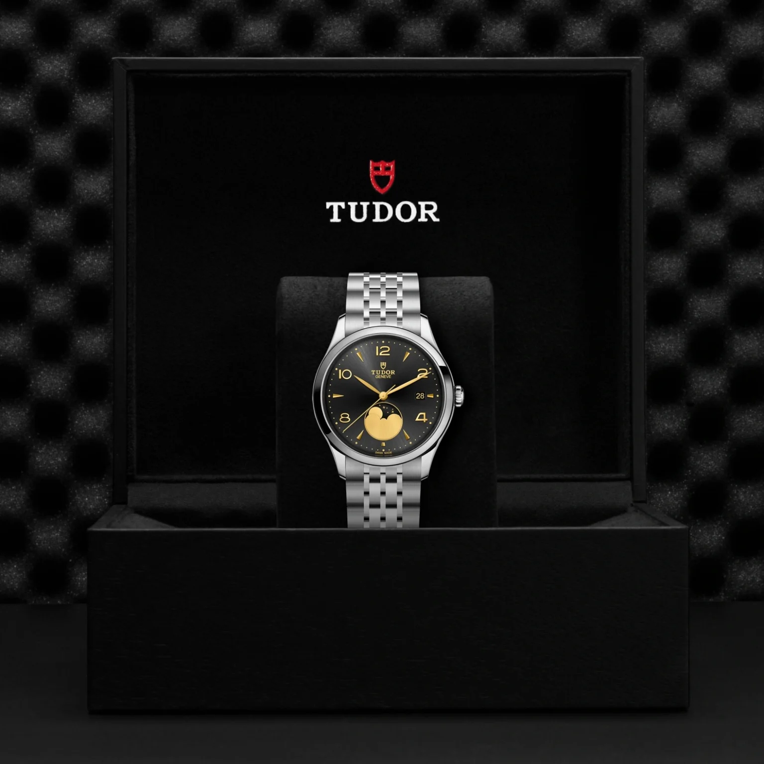 TUDORTUDOR 1926 LunaTUDOR 1926 Luna39mm steel case with polished finish - M91560-0003 at Cortina Watch Thailand
