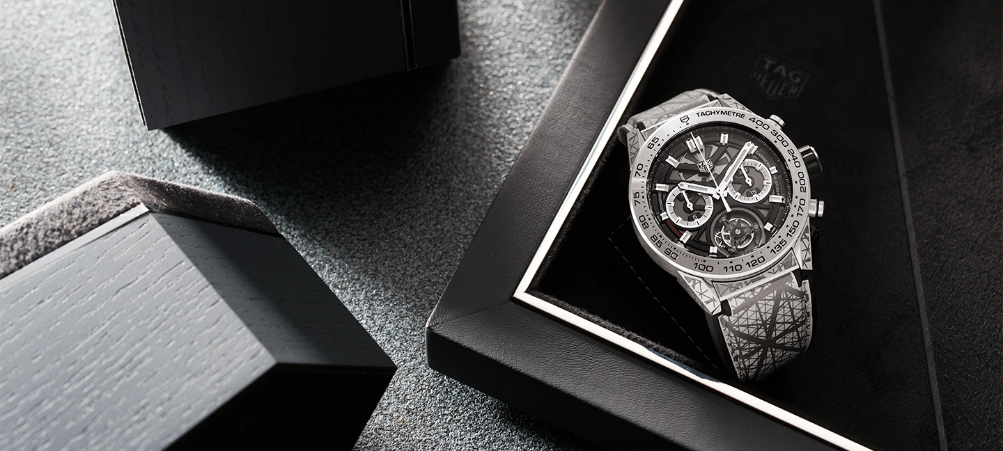 About Us - Cortina Watch Taiwan