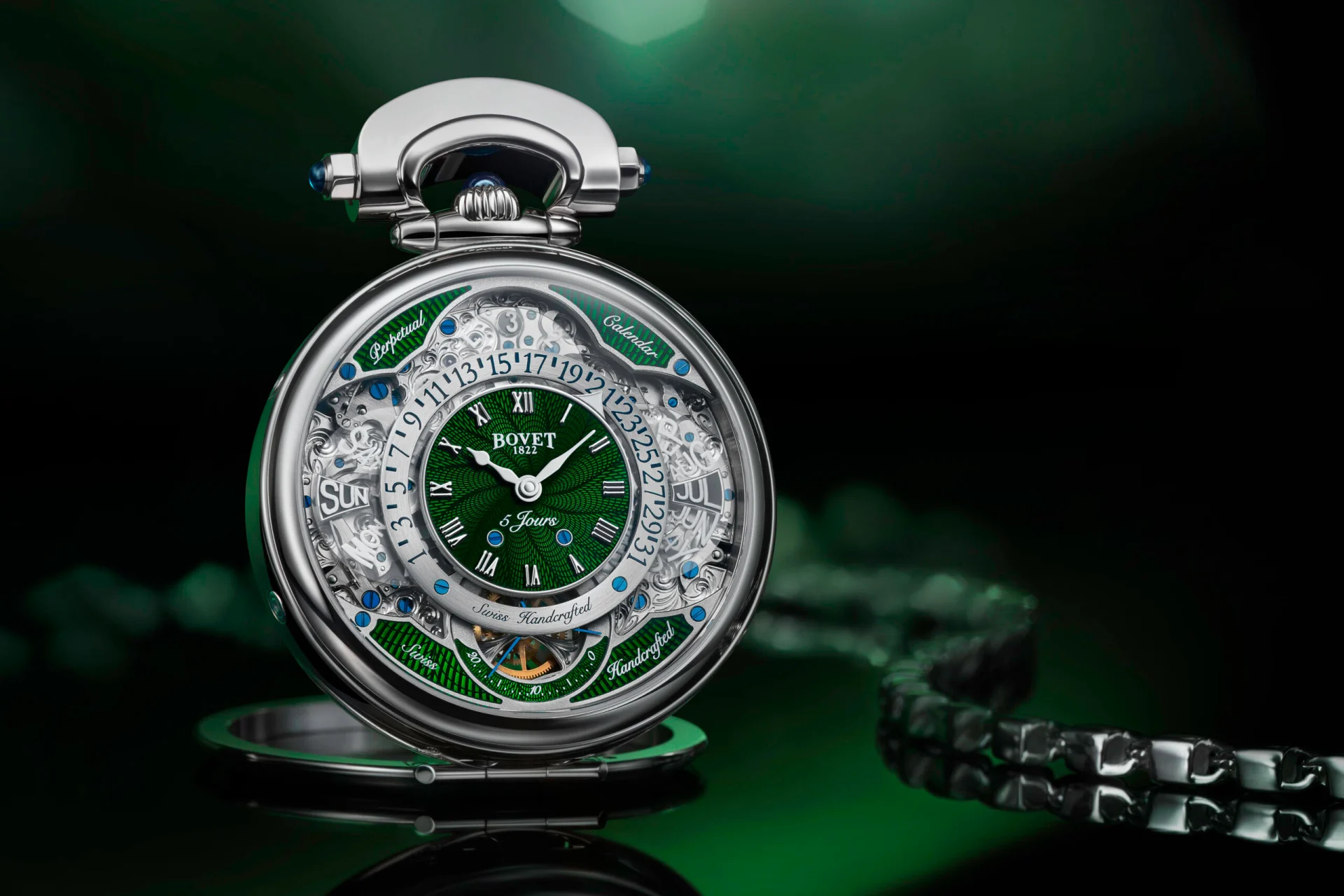 2024聖誕腕錶： 5款寄予佳節祝福的腕間亮點 - Cortina Watch Taiwan
