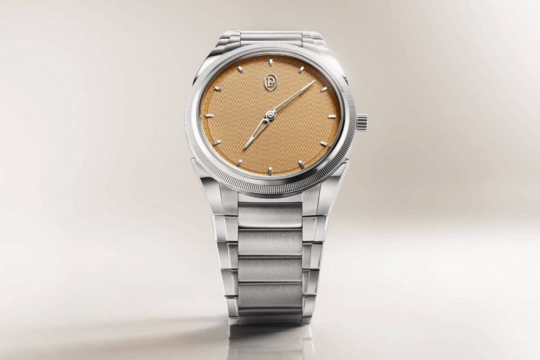In particular, the hand-guilloché finish often manifested on the dial or the rotor, and executed in a variety of colours, not only showcases the brand’s savoir-faire but also sensibility.