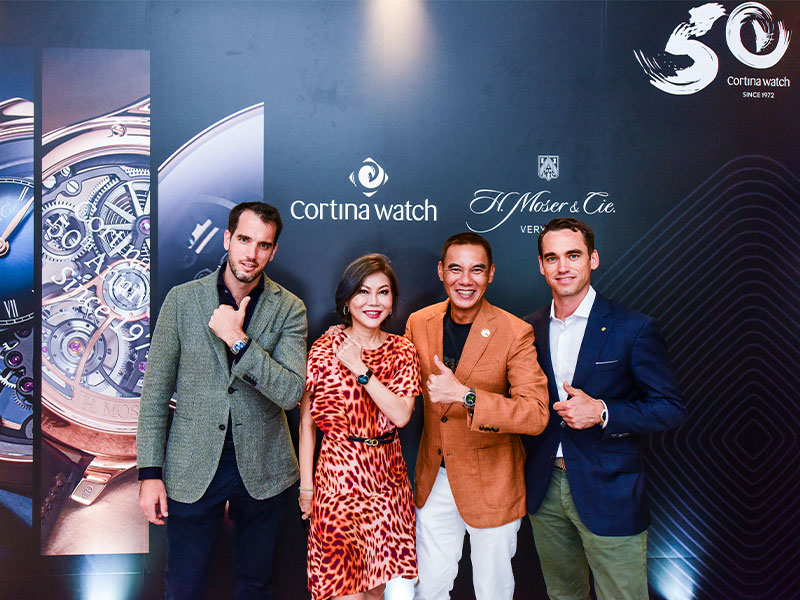 Group Picture Of Jeremy And Sharon Lim Of Cortina Watch With Bertrand And Edouard Meylan Of H Moser Cie 