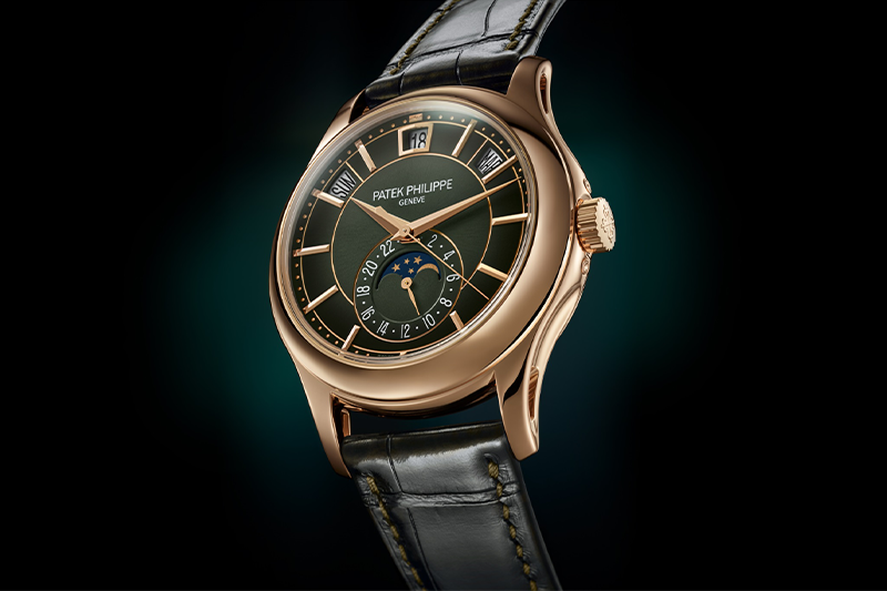 Cortina Watch Patek Philippe 5205R-011