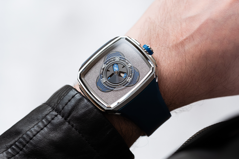 Hautlence Vagabonde Series 4 Cortina Watch Featured Image