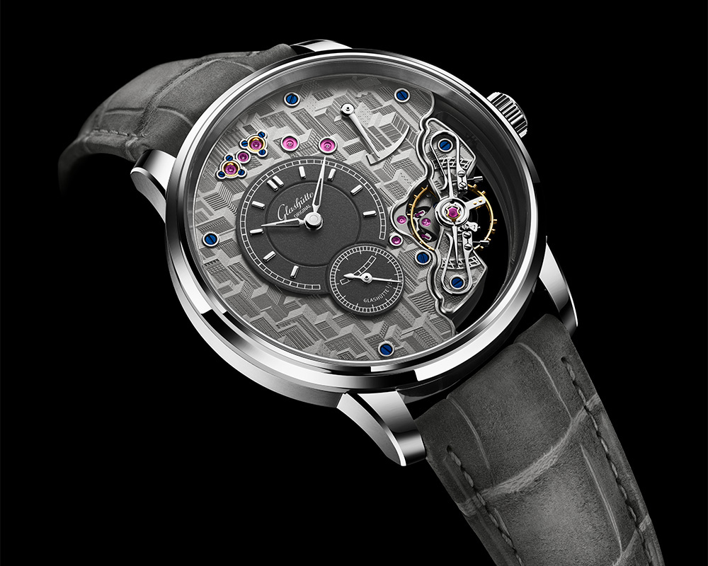 Glashutte_PanoInverse Limited Edition_1-66-12-01-03-62_Cortina Watch_face shot