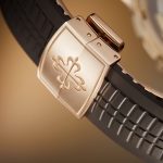 Patek Philippe_Aquanaut_5968R-001_Cortina Watch_buckle close up