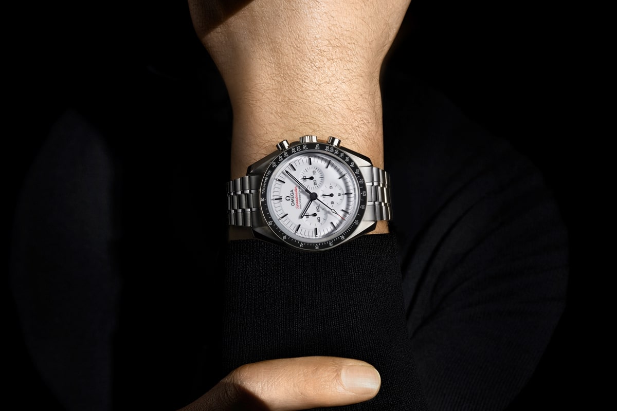 Omega Speedmaster Moonwatch Professional 310.30.42.50.04.001 Cortina Watch Featured Image
