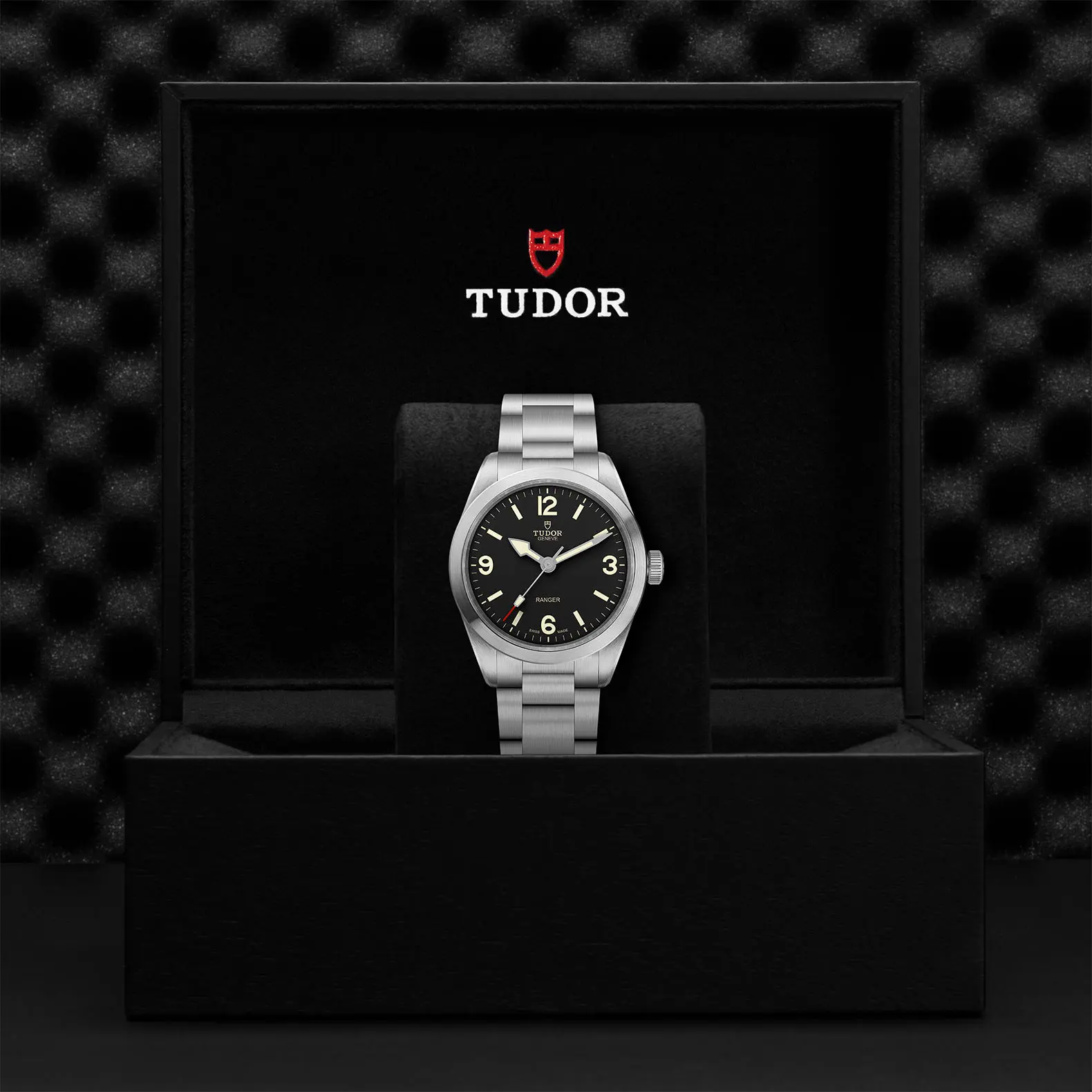TUDORRangerRanger39mm steel case, satin finish - M79950-0001 at Cortina Watch Singapore