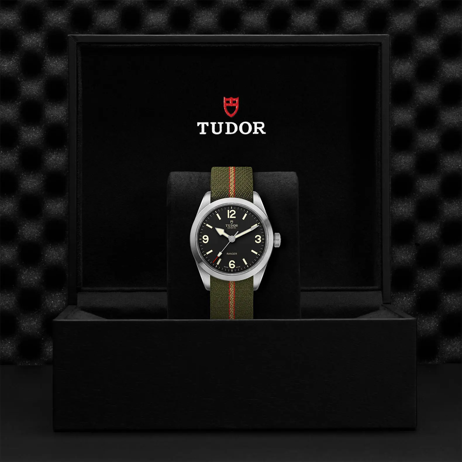 TUDORRangerRanger39mm steel case, satin finish - M79950-0003 at Cortina Watch Singapore