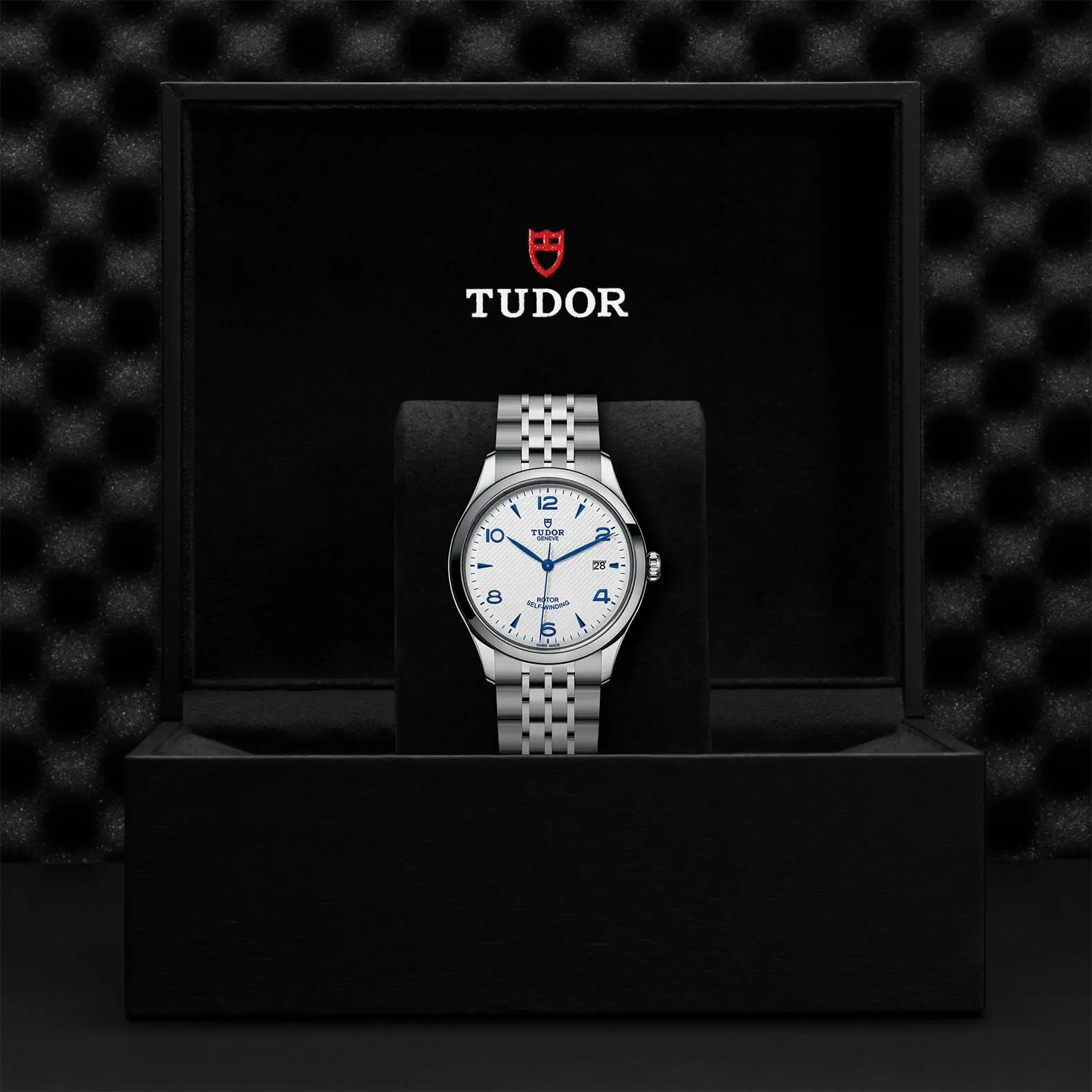 TUDORTUDOR 19261926磨光钢表壳，直径39毫米 -  at Cortina Watch Singapore