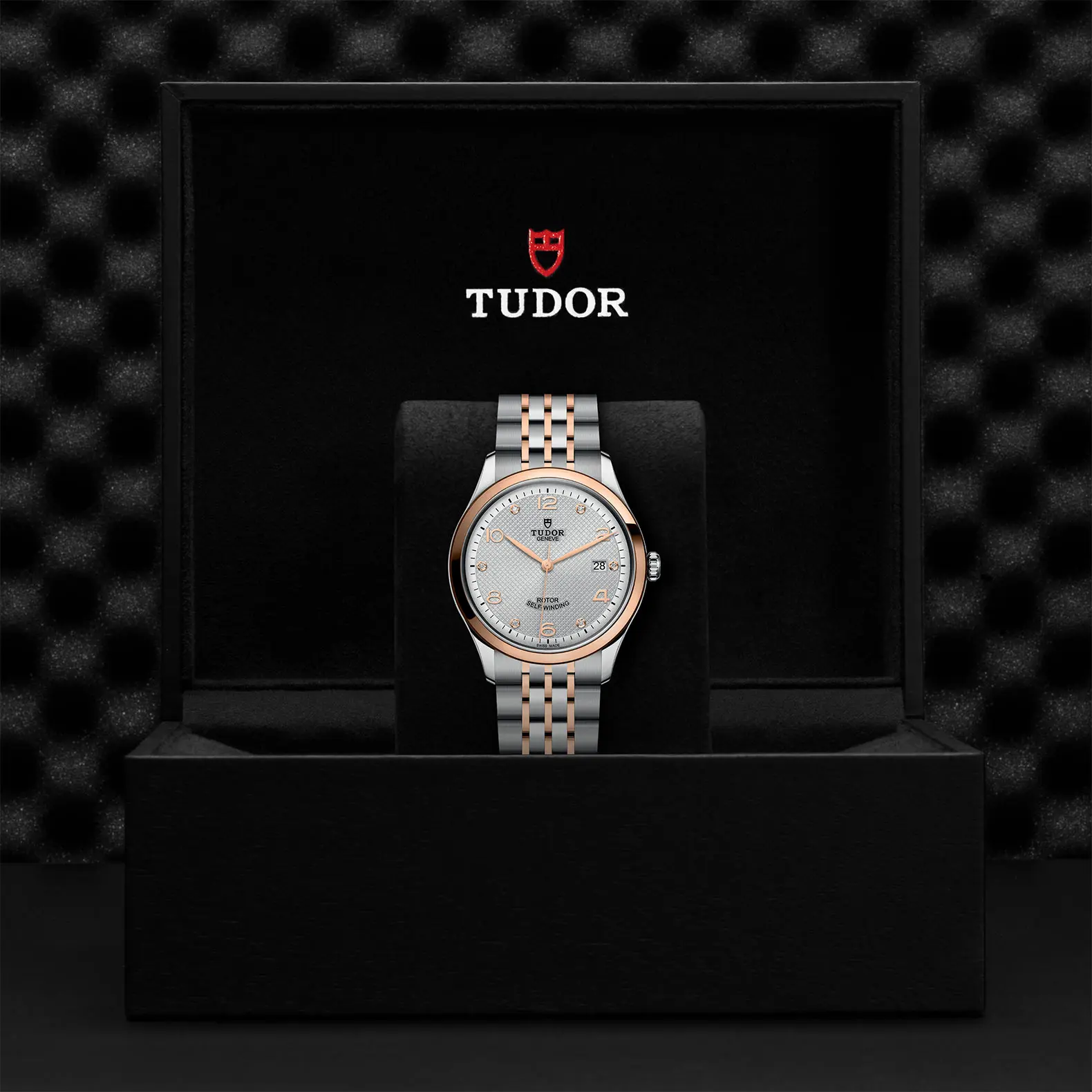 TUDORTUDOR 19261926磨光钢表壳，直径39毫米 -  at Cortina Watch Singapore