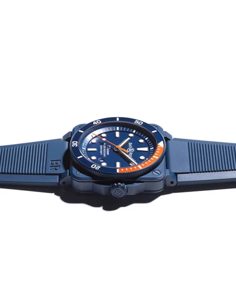 BR 03-92 Diver Tara - Cortina Watch