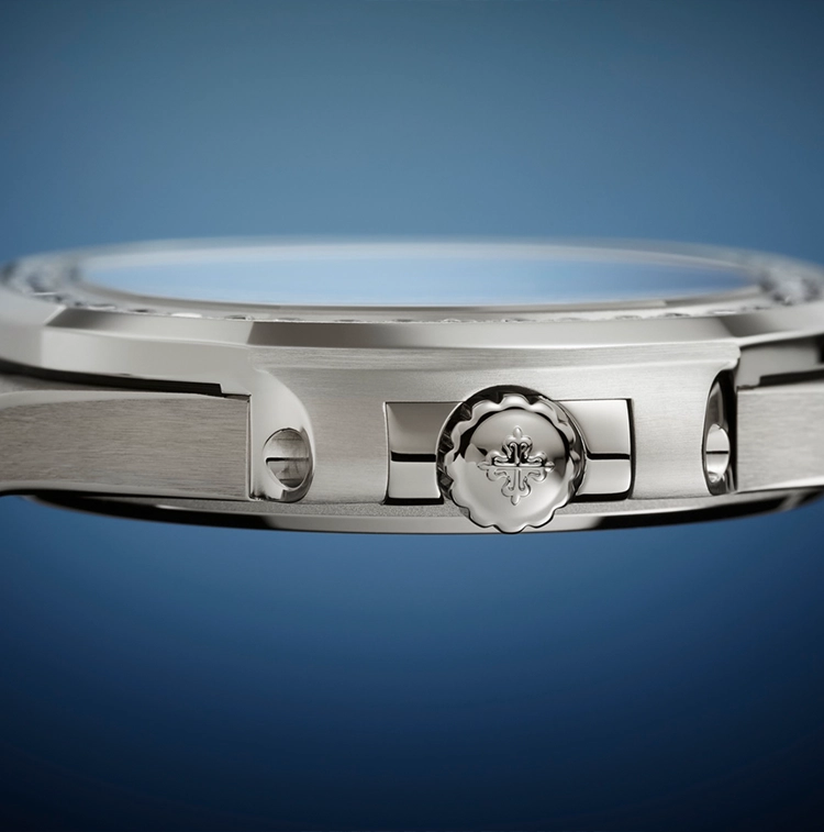 Date, Central Seconds - Cortina Watch