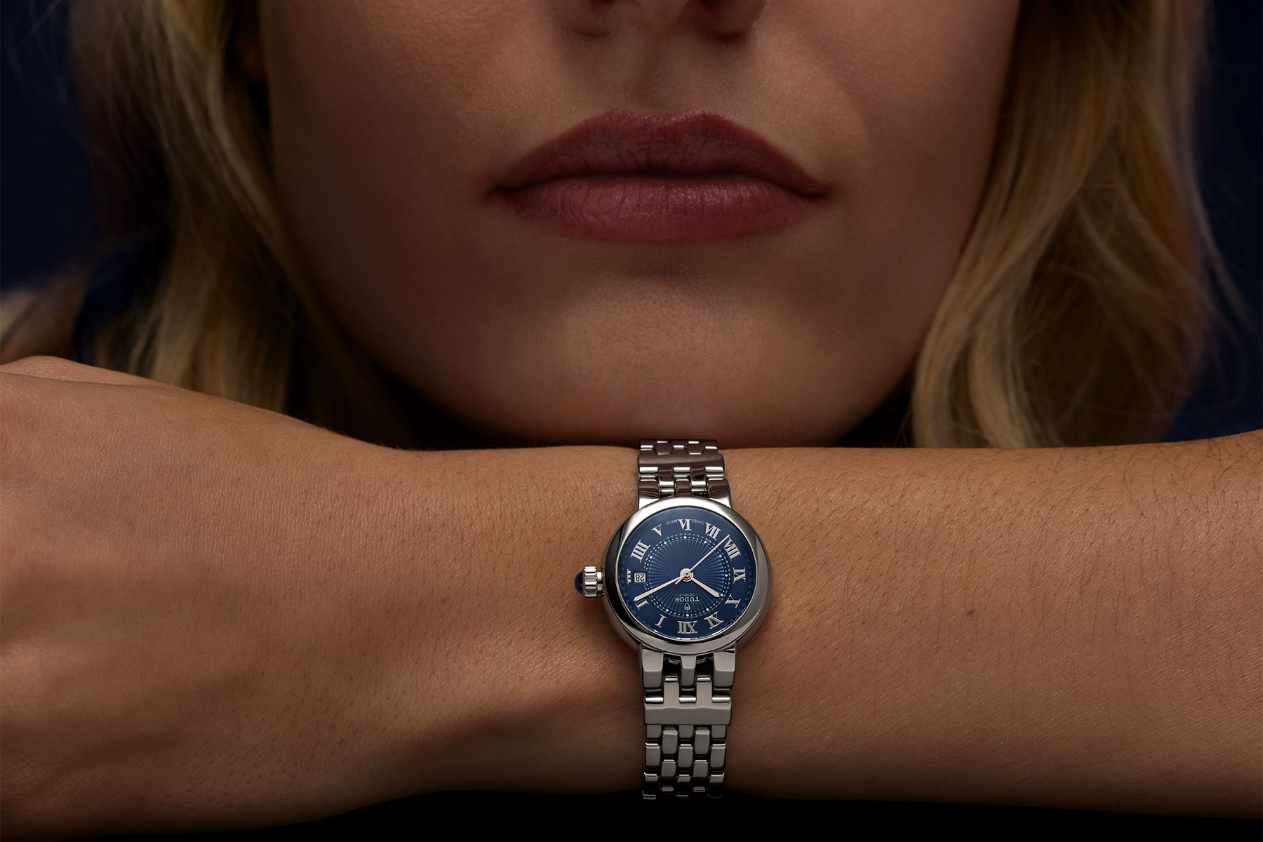 Effortless Elegance: From Business Attire to Evening Glamour - Cortina Watch Singapore