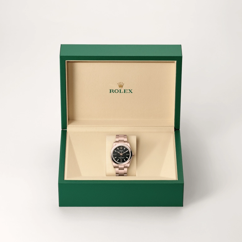 rolex oyster perpetual in 18-ct-everose-gold, m124205-0001 - cortina watch