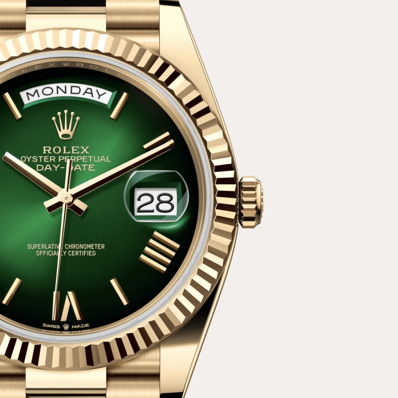 Rolex Day-Date 40 18 ct yellow gold, M228238-0069