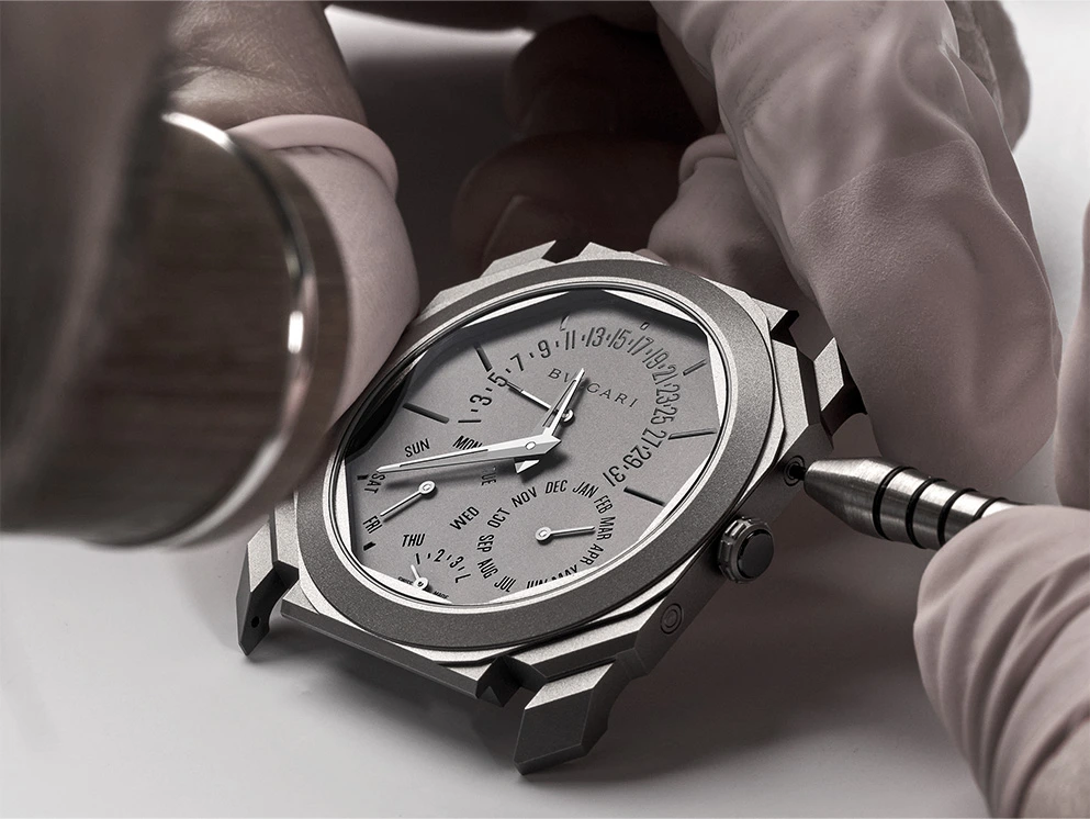 History of Bvlgari - Cortina Watch